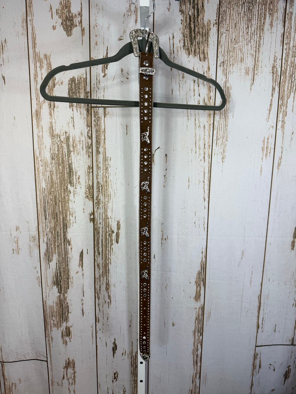 Nocona, Girls Leather Studded Belt. Size 26. In excellent condition!